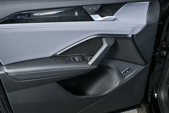 new 2025 Volkswagen Tiguan car, priced at $36,641