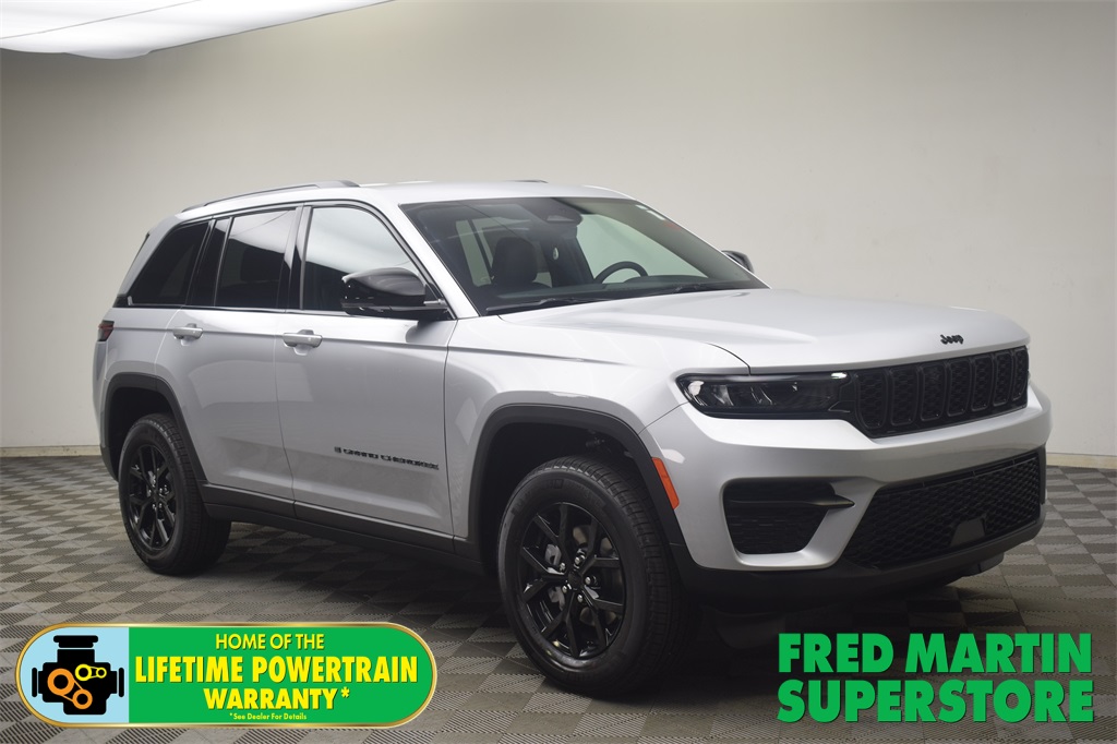 new 2025 Jeep Grand Cherokee car, priced at $41,928