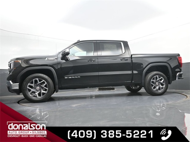 new 2025 GMC Sierra 1500 car, priced at $44,000
