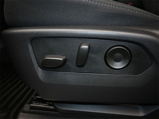 new 2025 GMC Sierra 1500 car, priced at $44,000