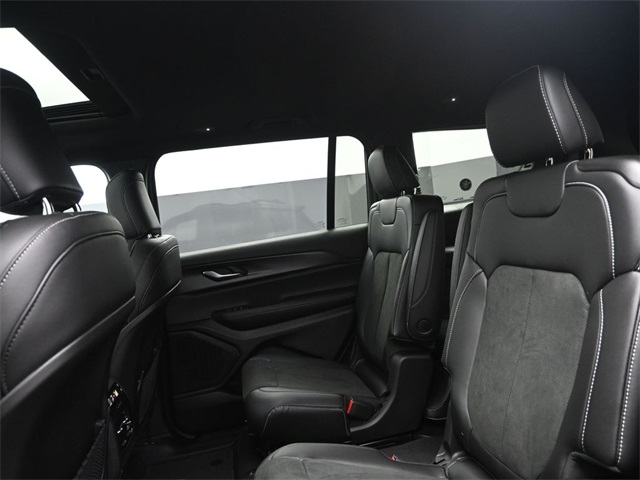 new 2025 Jeep Grand Cherokee L car, priced at $43,975