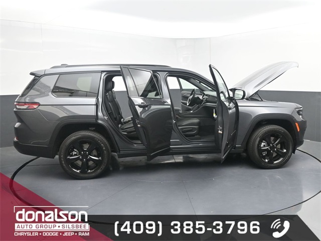 new 2025 Jeep Grand Cherokee L car, priced at $43,975