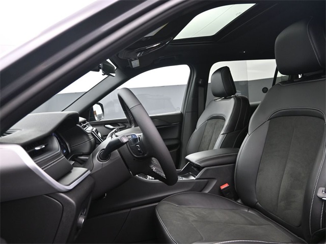 new 2025 Jeep Grand Cherokee L car, priced at $43,975