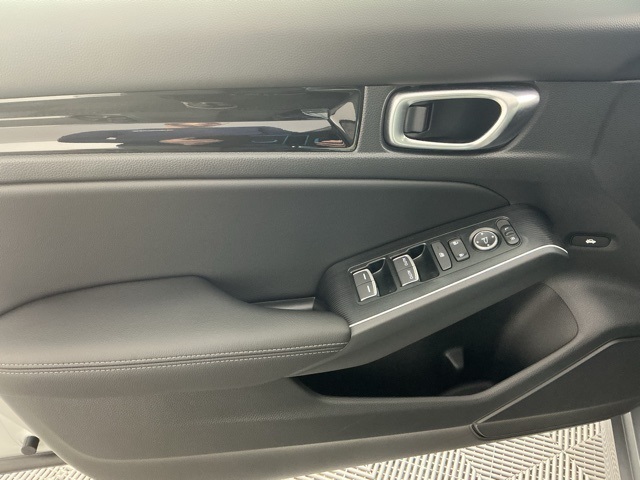 used 2025 Honda Civic Hybrid car, priced at $30,650