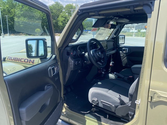 new 2025 Jeep Wrangler car, priced at $45,836