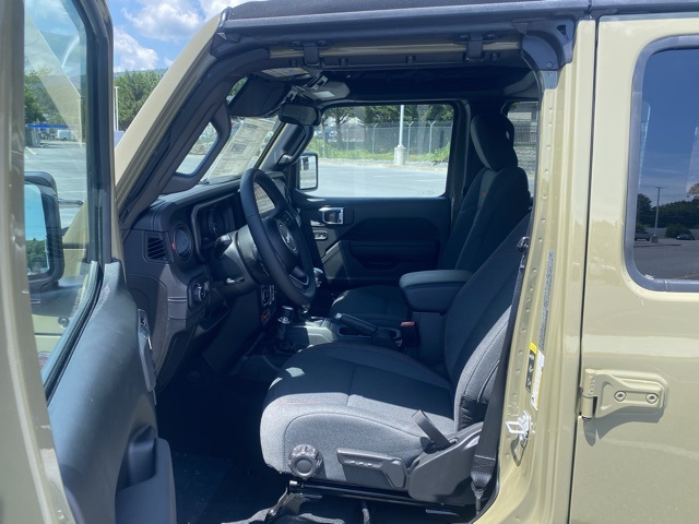 new 2025 Jeep Wrangler car, priced at $45,836
