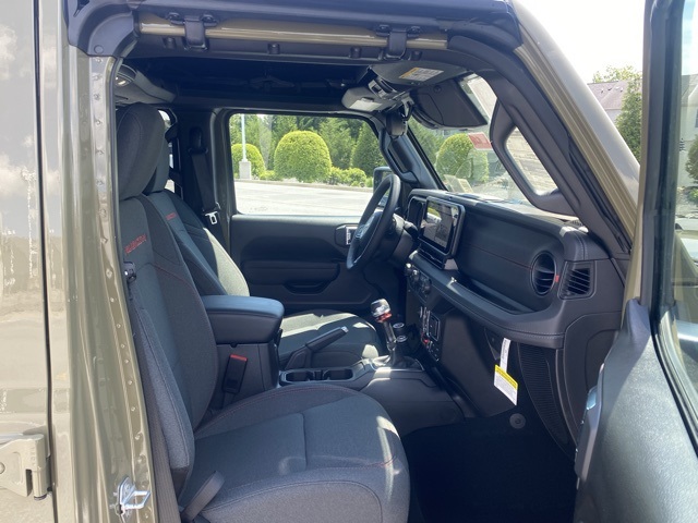 new 2025 Jeep Wrangler car, priced at $45,836