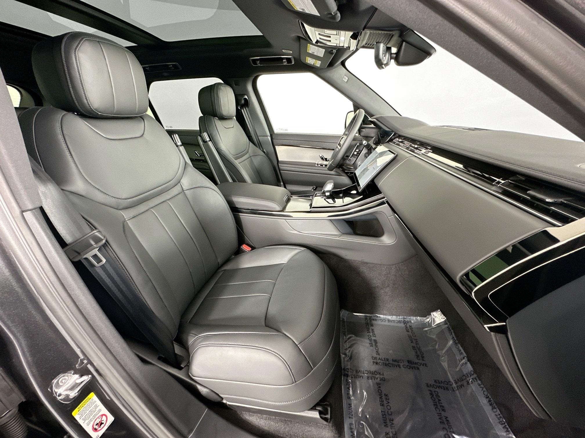 new 2025 Land Rover Range Rover Sport car, priced at $116,030