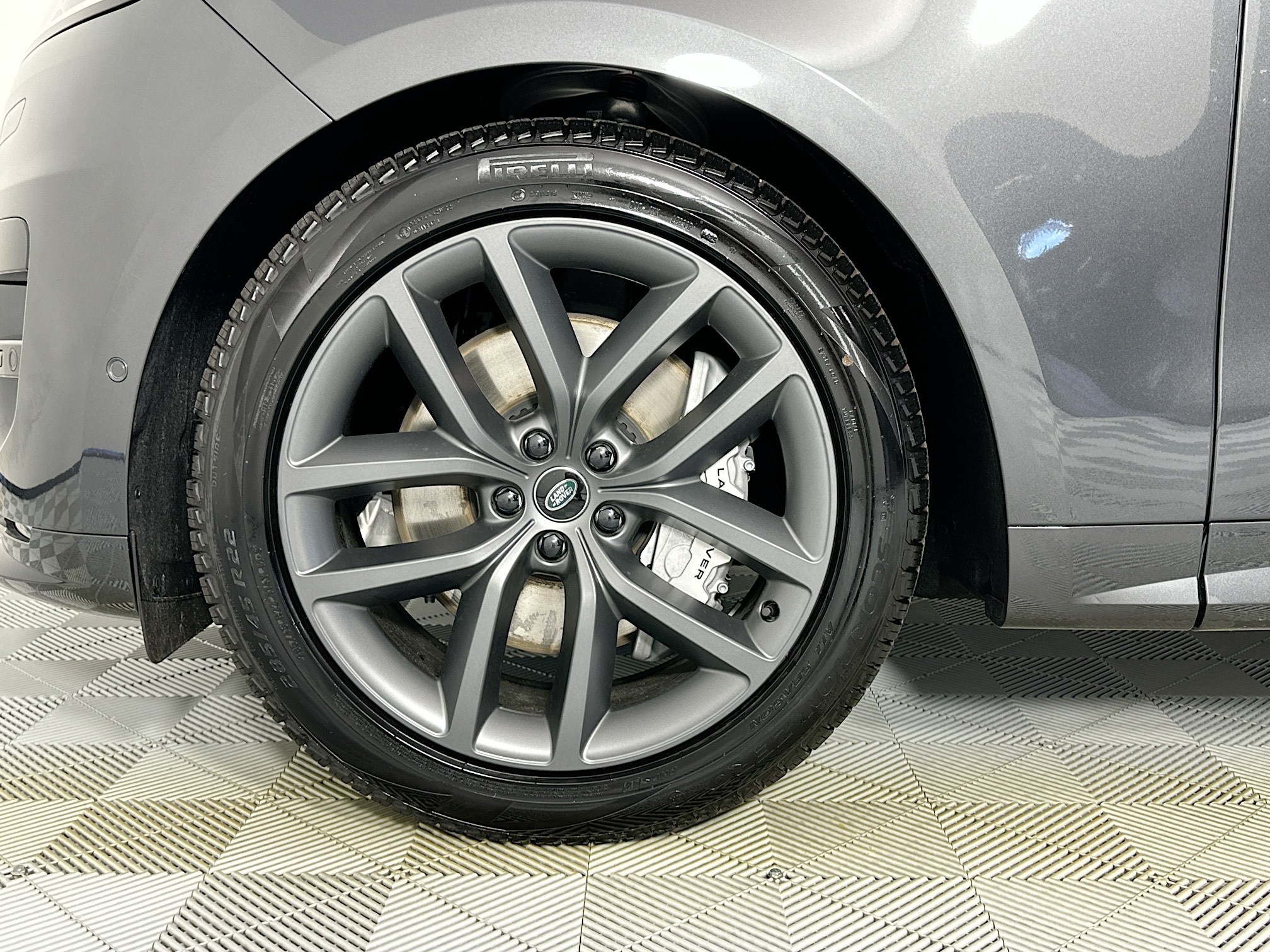 new 2025 Land Rover Range Rover Sport car, priced at $116,030