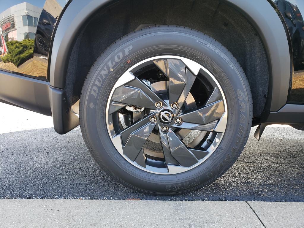 new 2026 Nissan Rogue car, priced at $33,067