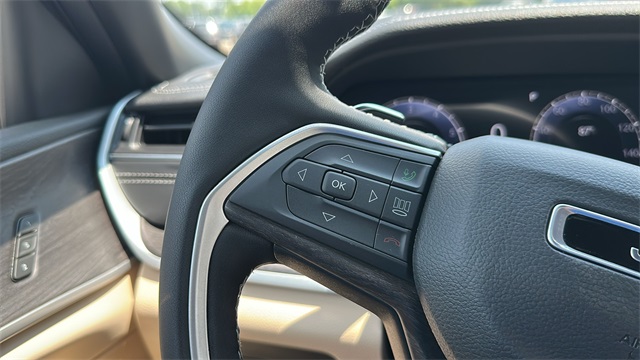 new 2025 Jeep Grand Cherokee car, priced at $44,494