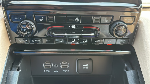 new 2025 Jeep Grand Cherokee car, priced at $44,494