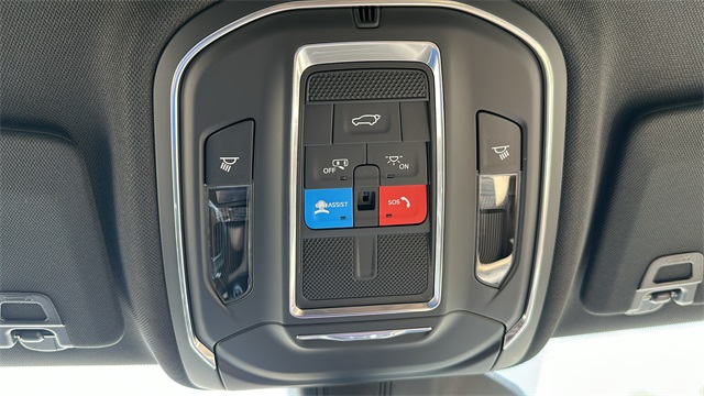 new 2025 Jeep Grand Cherokee car, priced at $44,494