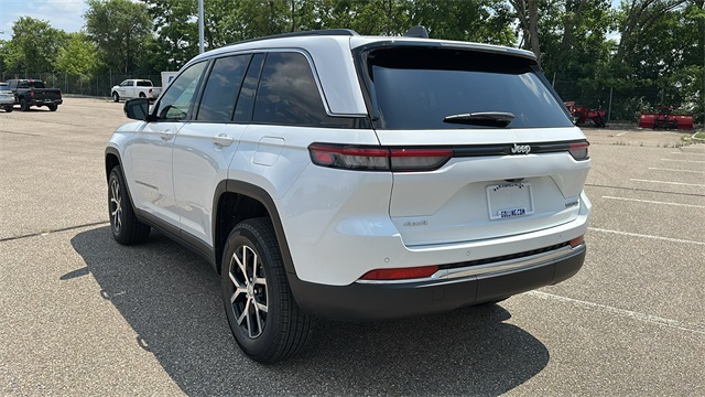 new 2025 Jeep Grand Cherokee car, priced at $44,494