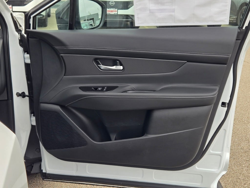 new 2025 Nissan Murano car, priced at $44,075