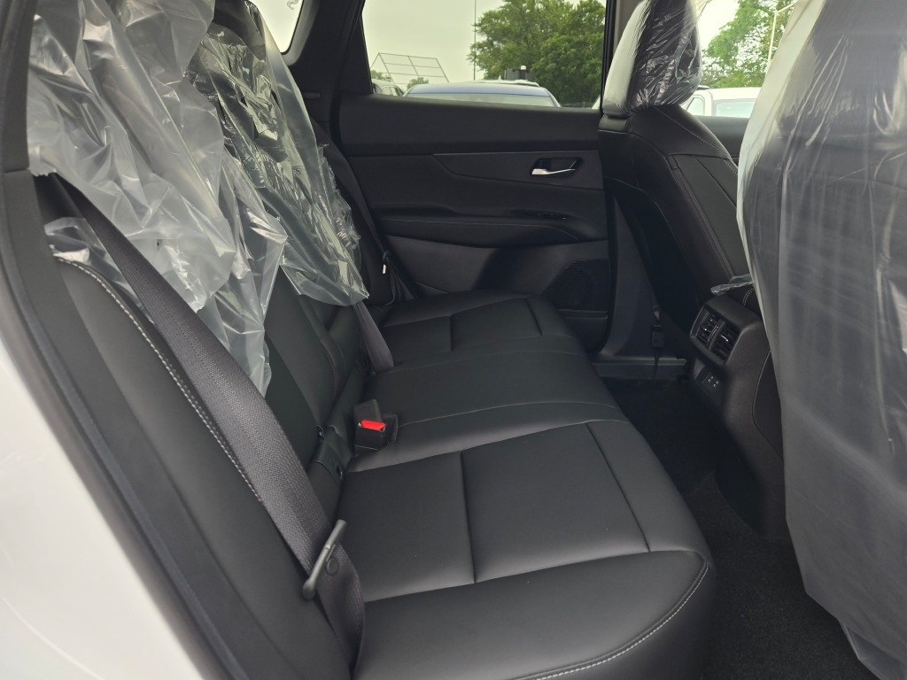 new 2025 Nissan Murano car, priced at $44,075