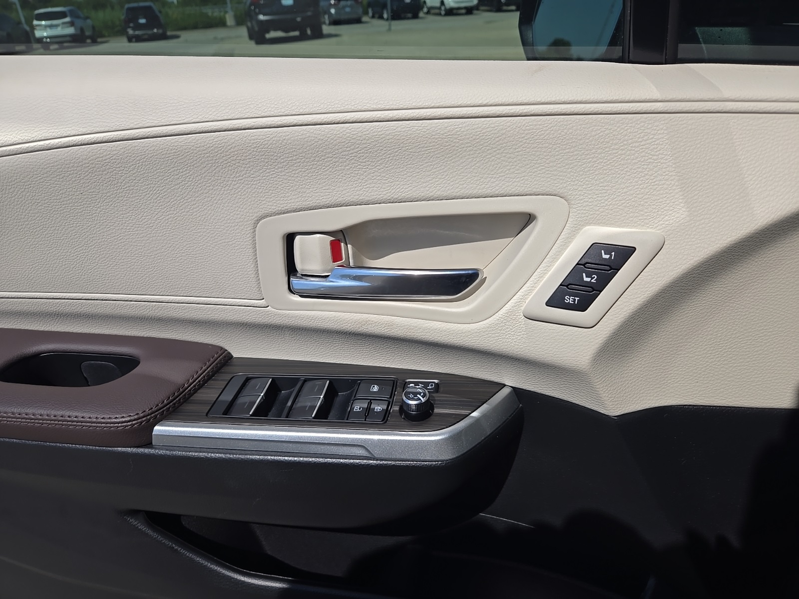 used 2024 Toyota Sienna car, priced at $56,948