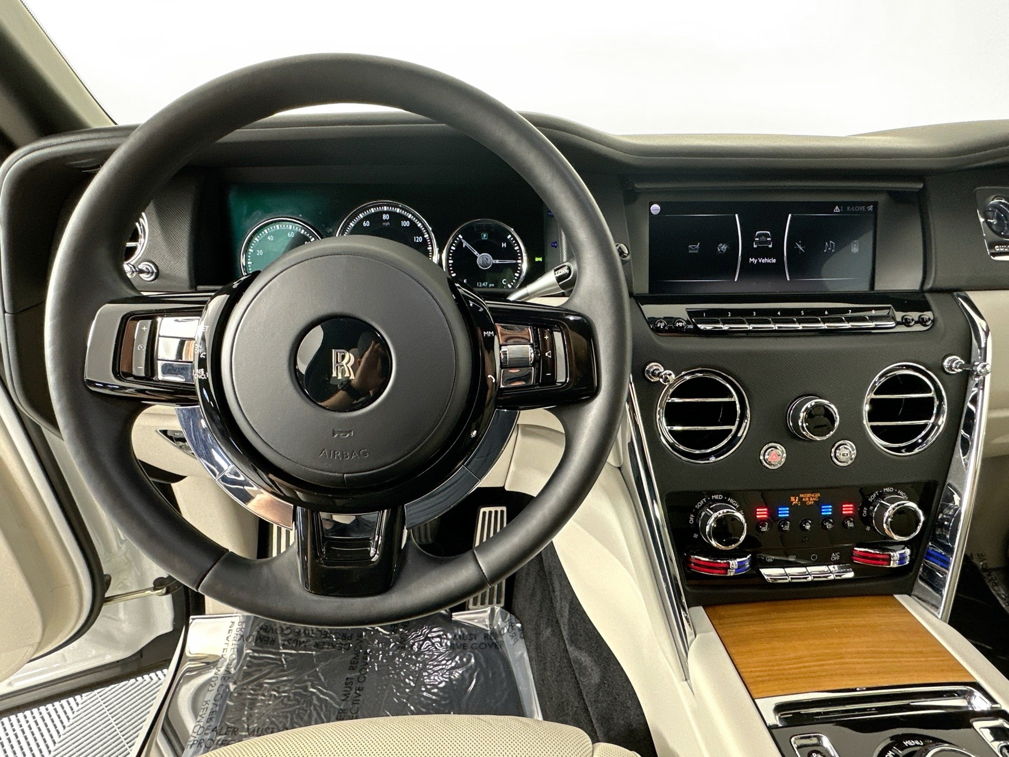 used 2020 Rolls-Royce Cullinan car, priced at $264,999
