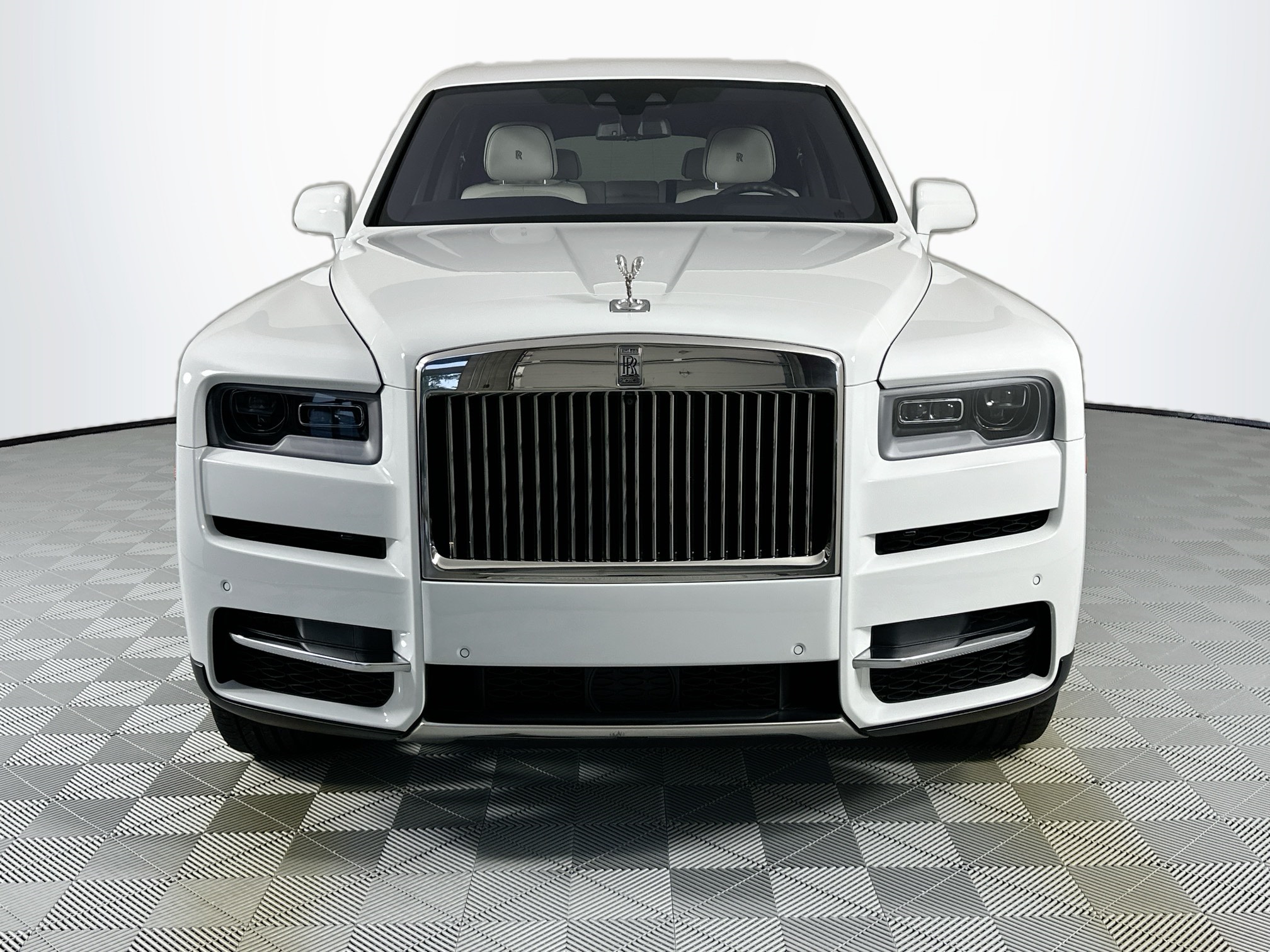 used 2020 Rolls-Royce Cullinan car, priced at $264,999