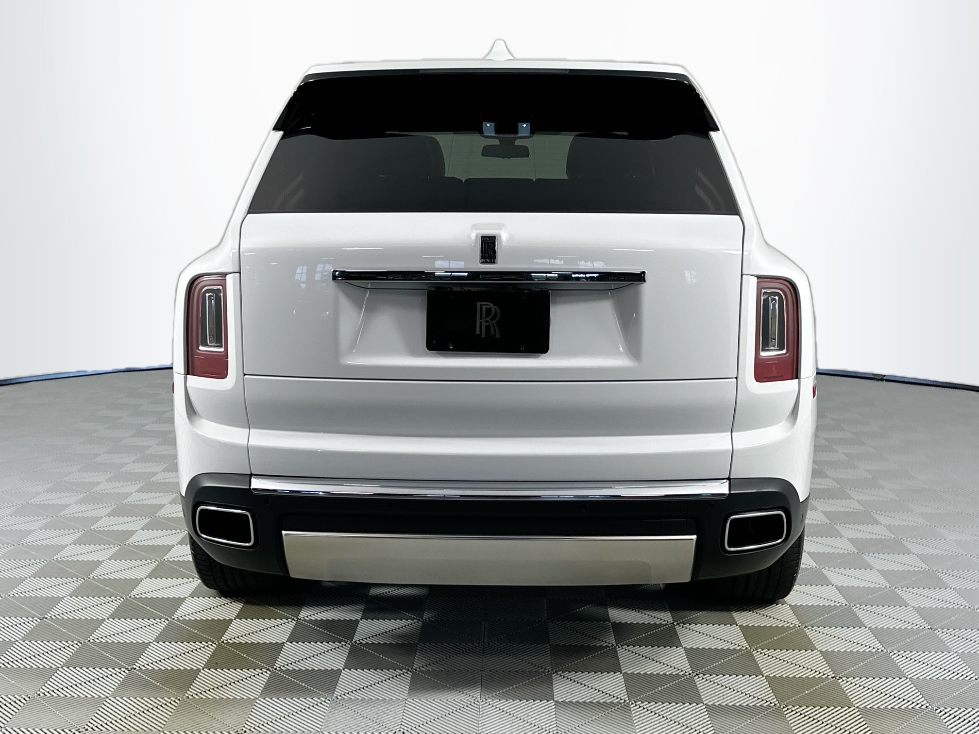 used 2020 Rolls-Royce Cullinan car, priced at $264,999