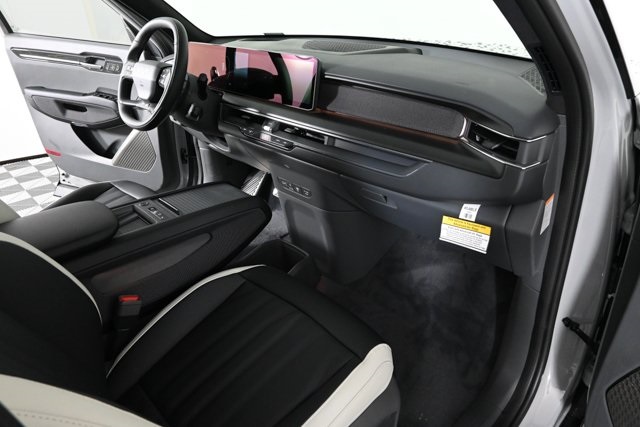 new 2026 Kia EV9 car, priced at $72,450