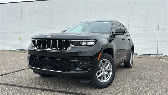 new 2025 Jeep Grand Cherokee car, priced at $42,848