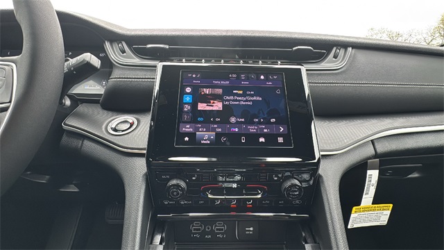 new 2025 Jeep Grand Cherokee car, priced at $42,848