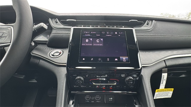 new 2025 Jeep Grand Cherokee car, priced at $42,848