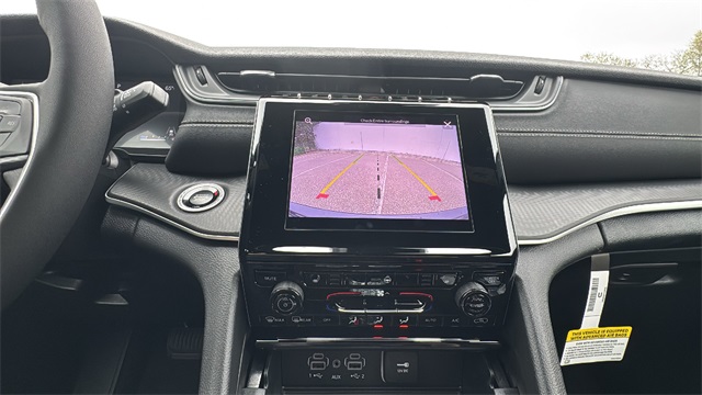 new 2025 Jeep Grand Cherokee car, priced at $42,848