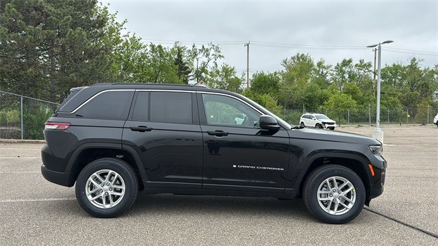new 2025 Jeep Grand Cherokee car, priced at $42,848