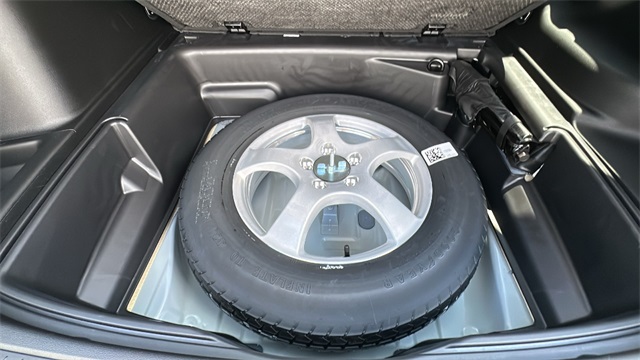 new 2025 Jeep Grand Cherokee car, priced at $45,025