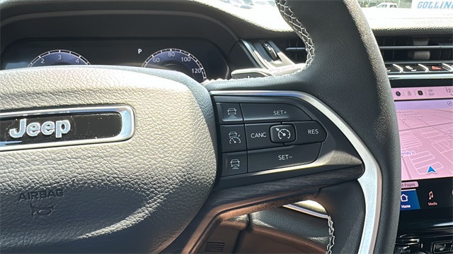 new 2025 Jeep Grand Cherokee car, priced at $45,025