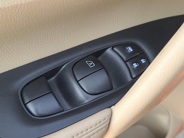 used 2015 Nissan Rogue car, priced at $11,700