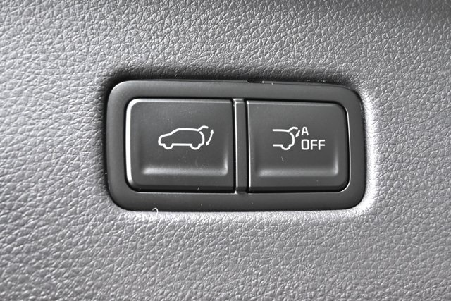 new 2026 Kia Carnival Hybrid car, priced at $56,105