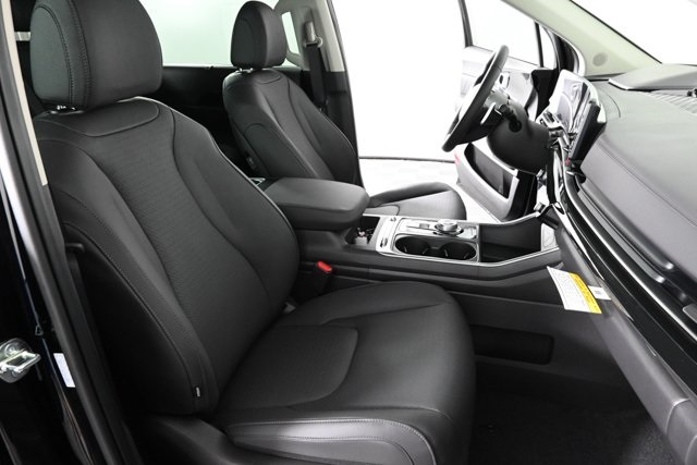 new 2026 Kia Carnival Hybrid car, priced at $56,105
