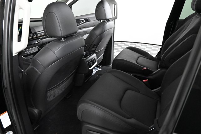 new 2026 Kia Carnival Hybrid car, priced at $56,105