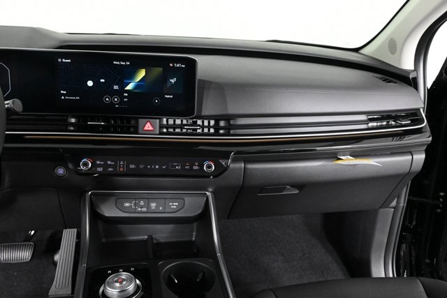 new 2026 Kia Carnival Hybrid car, priced at $56,105