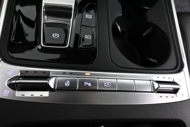 new 2026 Kia Carnival Hybrid car, priced at $56,105