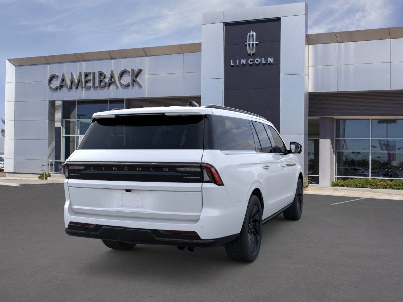 new 2025 Lincoln Navigator car, priced at $112,050