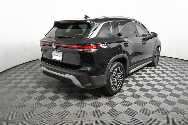new 2025 Volkswagen Tiguan car, priced at $33,724