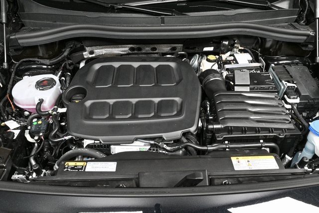 new 2025 Volkswagen Tiguan car, priced at $33,724