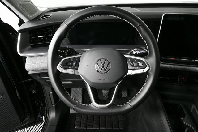 new 2025 Volkswagen Tiguan car, priced at $33,724