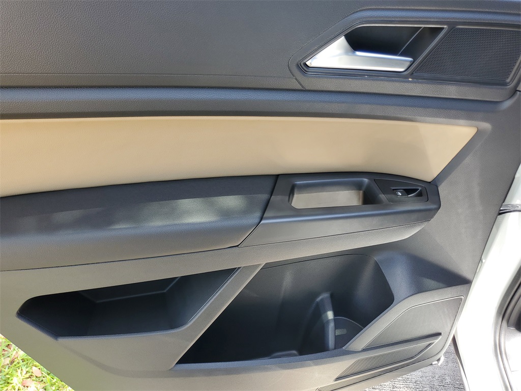 used 2020 Volkswagen Atlas Cross Sport car, priced at $23,995