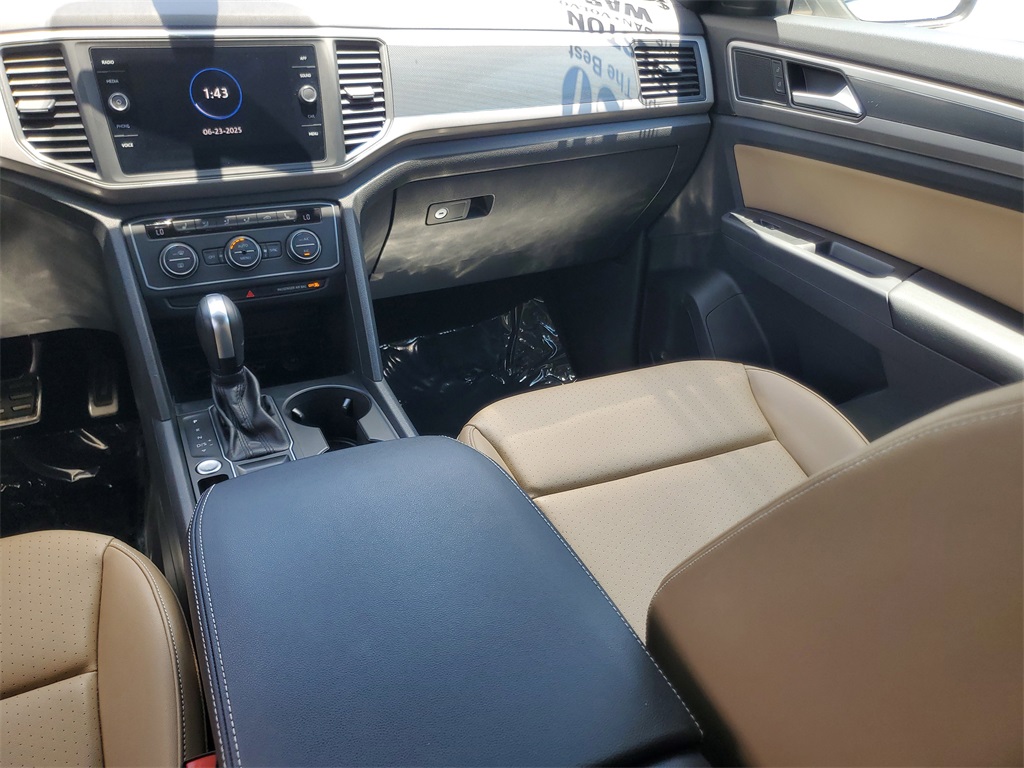 used 2020 Volkswagen Atlas Cross Sport car, priced at $23,995