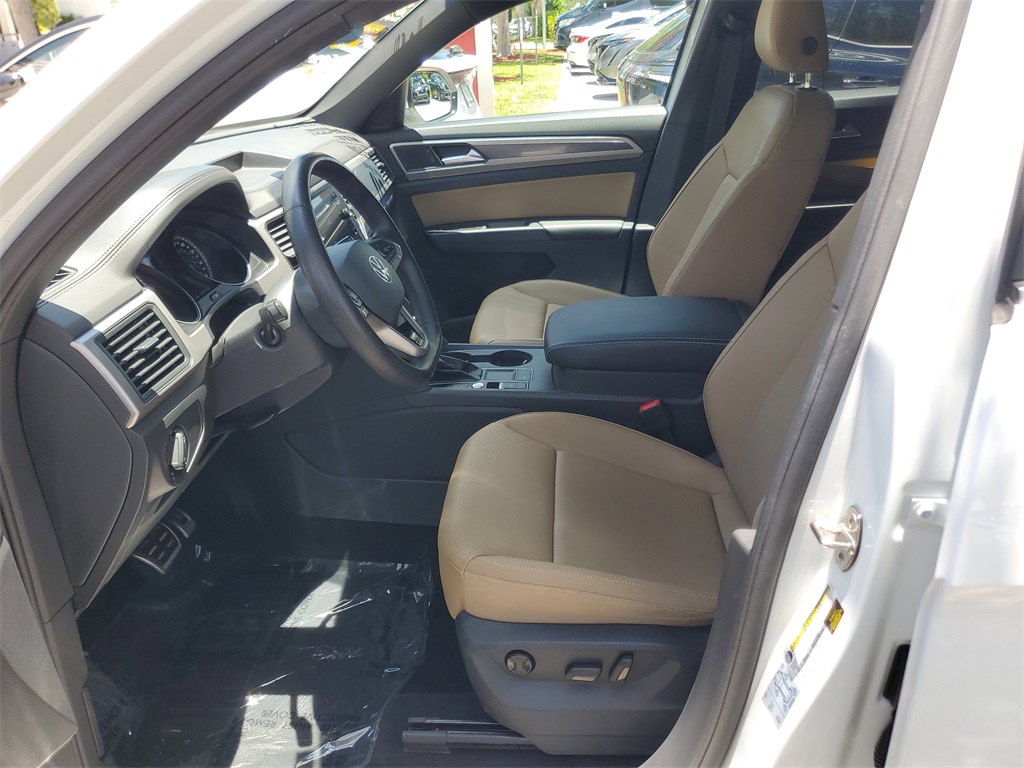 used 2020 Volkswagen Atlas Cross Sport car, priced at $23,995