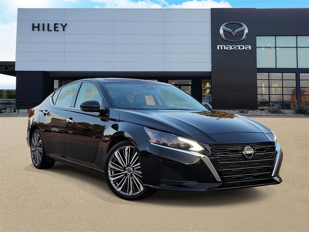 used 2023 Nissan Altima car, priced at $19,788