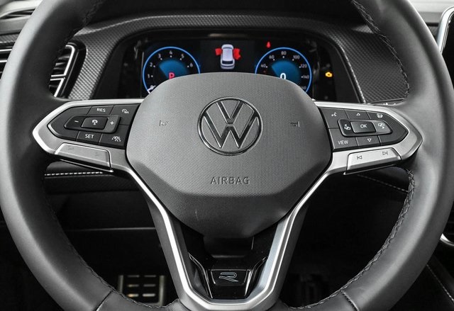 new 2025 Volkswagen Atlas Cross Sport car, priced at $53,851