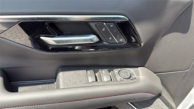 new 2025 Chevrolet Tahoe car, priced at $77,320