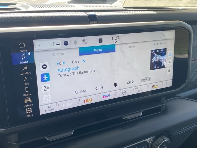 new 2025 Jeep Gladiator car, priced at $50,012