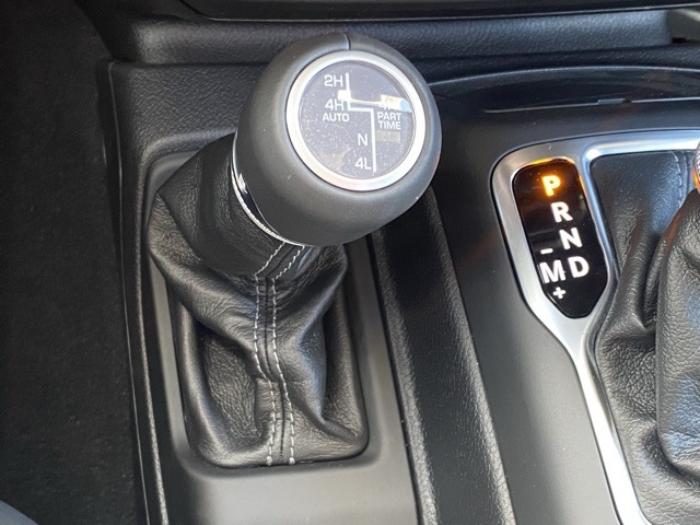 new 2025 Jeep Gladiator car, priced at $50,012